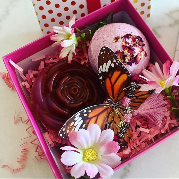 Meet your Suggested User, Seller/Buyer, Nina! - Picture 13 of 14